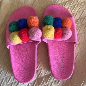 Hanna Andersson pink slides
